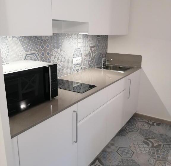 סטודיו דלוקס, Locanda B&b Dandana