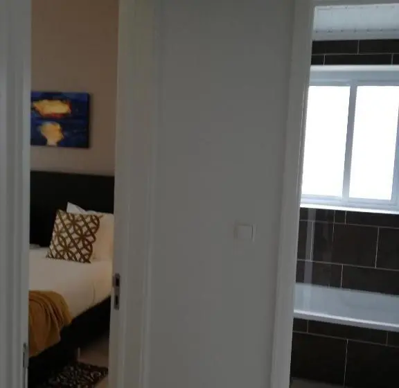 スイート, Victória Guest House