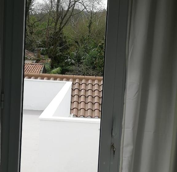 סוויטת ג'וניור נוף לגינה, Victória Guest House