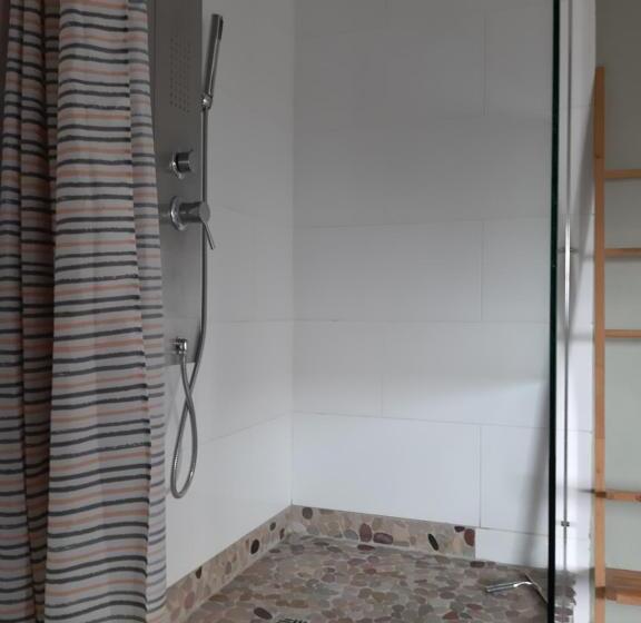 Номер Стандарт Совместная Ванная, Bassener Monteurwohnung