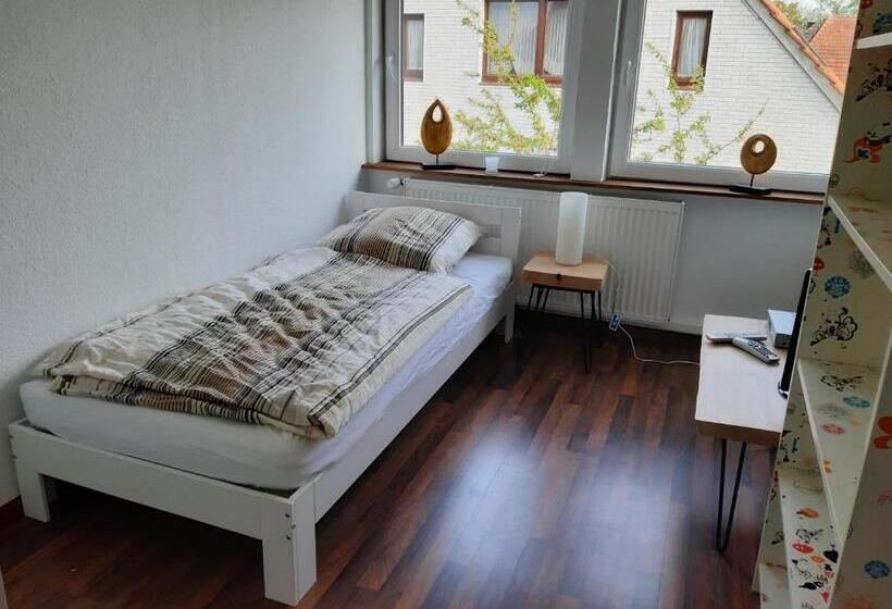 标准单人间共用浴室, Bassener Monteurwohnung