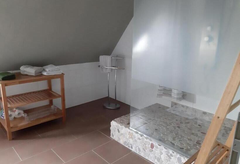 标准单人间共用浴室, Bassener Monteurwohnung