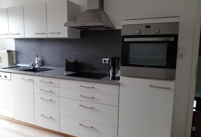 标准单人间共用浴室, Bassener Monteurwohnung