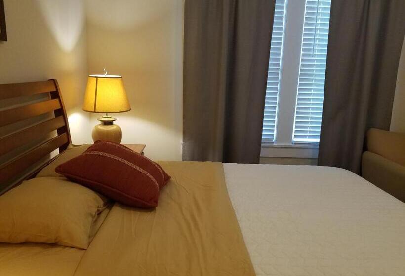 غرفة قياسية, Brick House Retreat