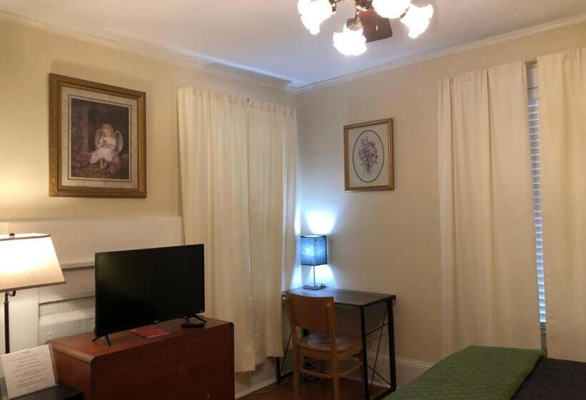 غرفة قياسية, Brick House Retreat