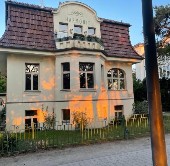 标准单人间, Villa Harmonie