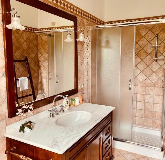 اتاق استاندارد با تخت بزرگ, Villa Porta A Colle