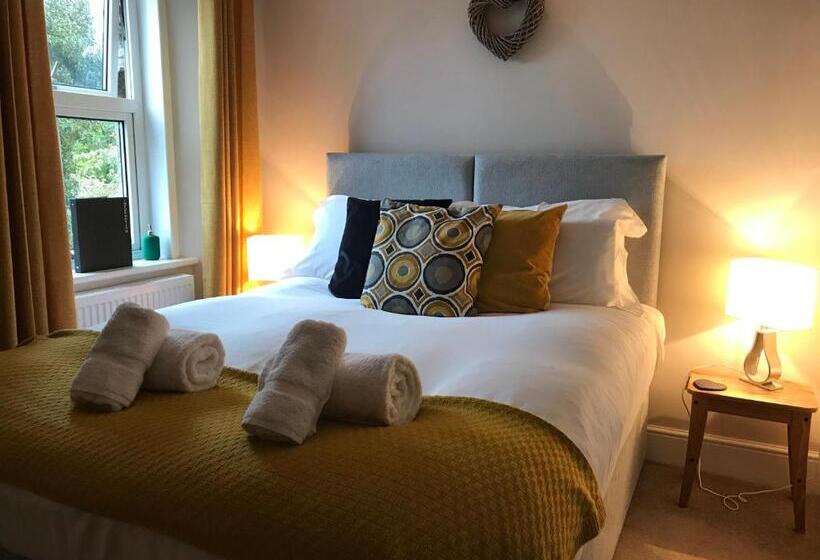 キングサイズベッドのデラックスルーム, Tawburn House Boutique B & B