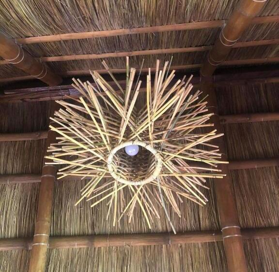 Номер Стандарт Вид на Море с Балконом, Sanctuaria Treehouses Busuanga