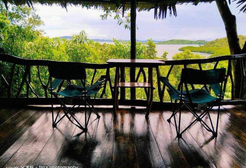 سوئیت با تخت بزرگ, Sanctuaria Treehouses Busuanga