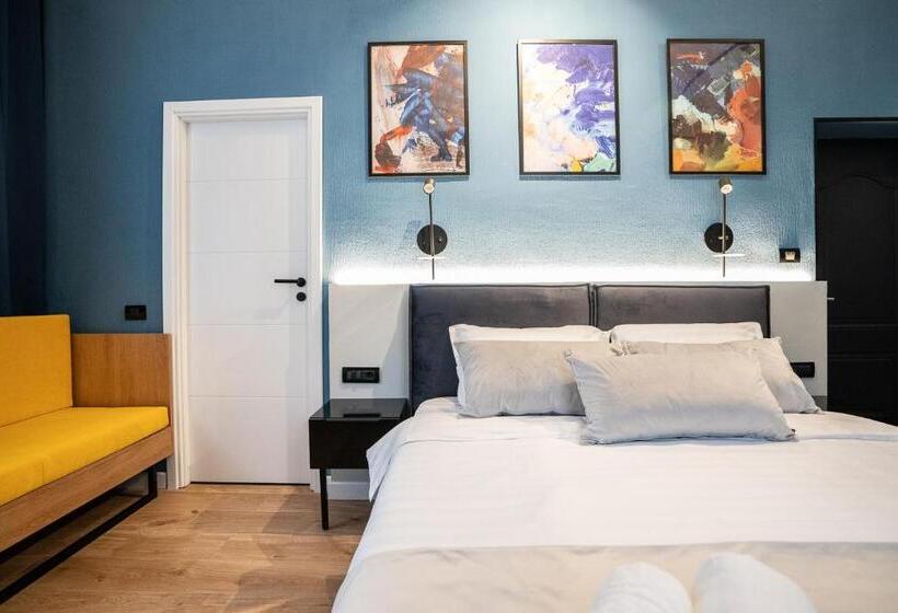استودیو استاندارد با تخت کینگ, Emil Balaban Luxury Apart