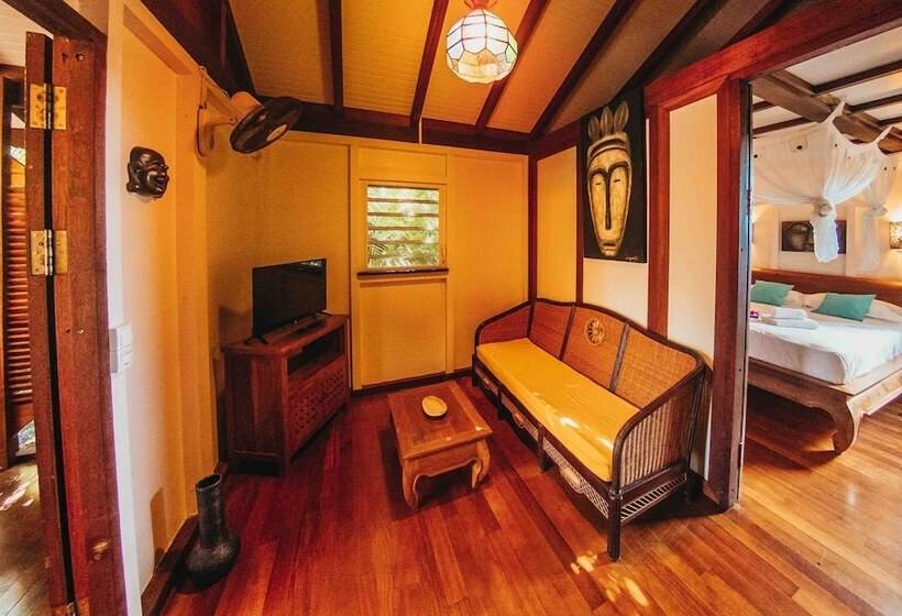 بنگله خانوادگی, Domaine Saint François