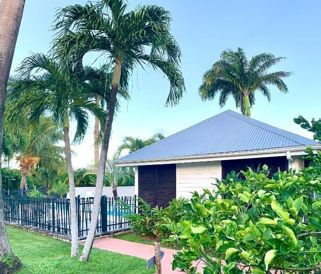 بنگله خانوادگی, Domaine Saint François