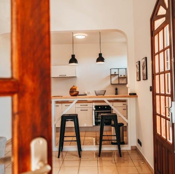 آپارتمان 1 خوابه با چشمانداز باغ, Domaine Saint François