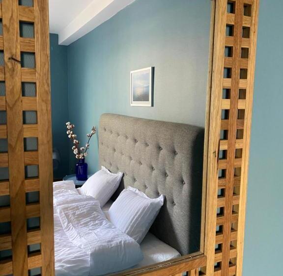 Standart Oda, På Hörnet Hotell