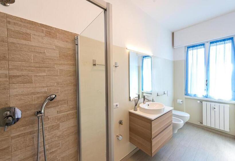 Quarto Triplo Estandar, Affittacamere Arcobaleno