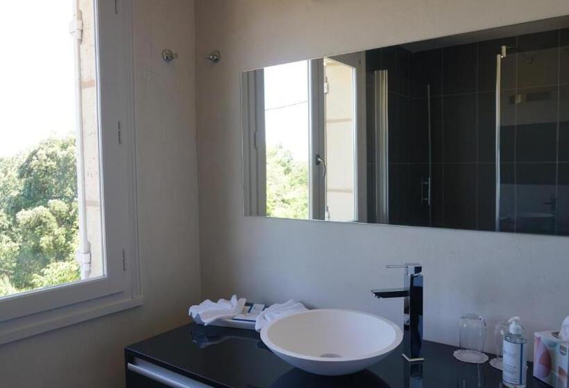 سوییت خانوادگی, Au Clos De Mathilde