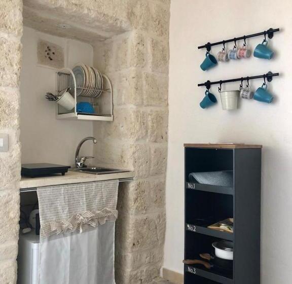غرفة قياسية رباعية مزودة بشُرفة, Polignano Bonita