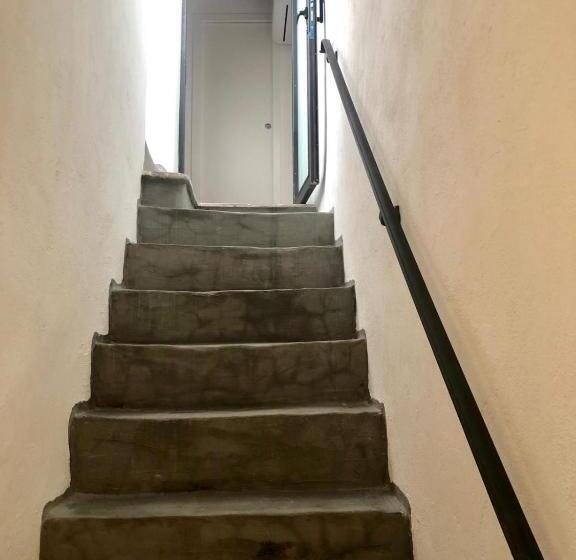 غرفة قياسية, Polignano Bonita