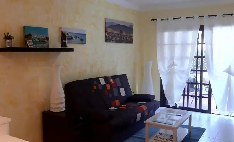 Huoneisto 1 Makuuhuone Allasnäkymä, Residence Balcon Del Mar