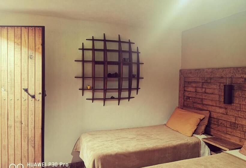 غرفة عائلية, Posada Mi Angel