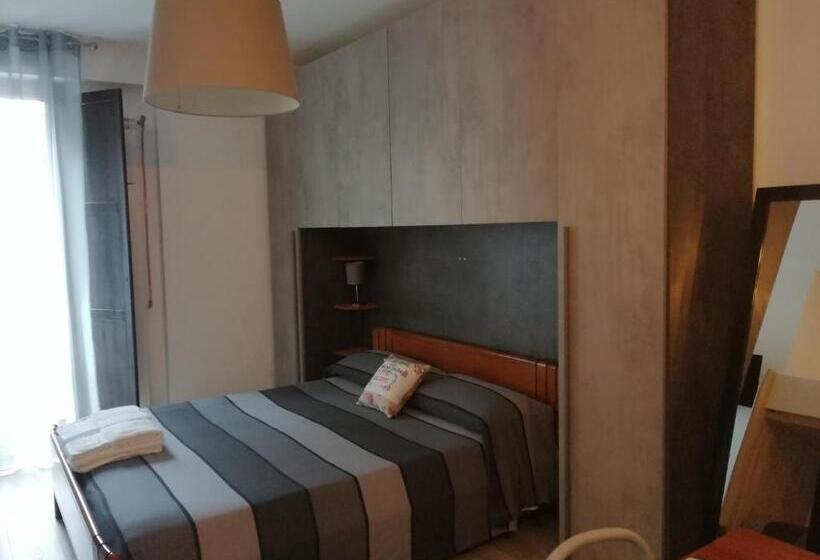 Номер Стандарт, B&b Petra Castalda
