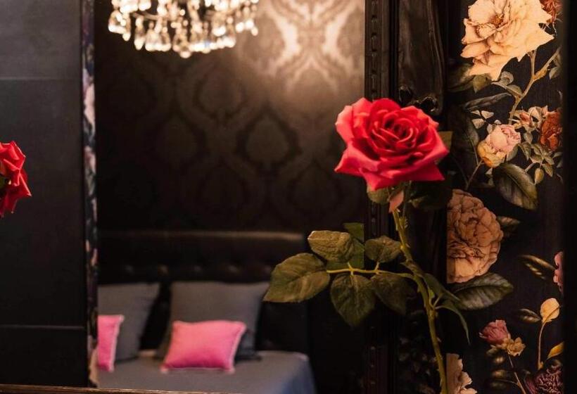 Superior Værelse, A La Villa Perroy Les Chambres Sont Spacieuses Et Les Petit Déjeuners Offerts