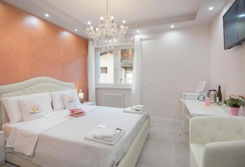 Standard room with outdoor bath, Klemi, Rooms In Old Town Dolomia Best Home Check In Automatico