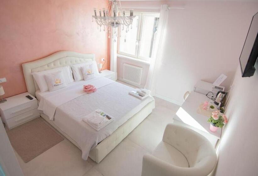 اتاق استاندارد سه نفره, Klemi, Rooms In Old Town Dolomia Best Home Check In Automatico