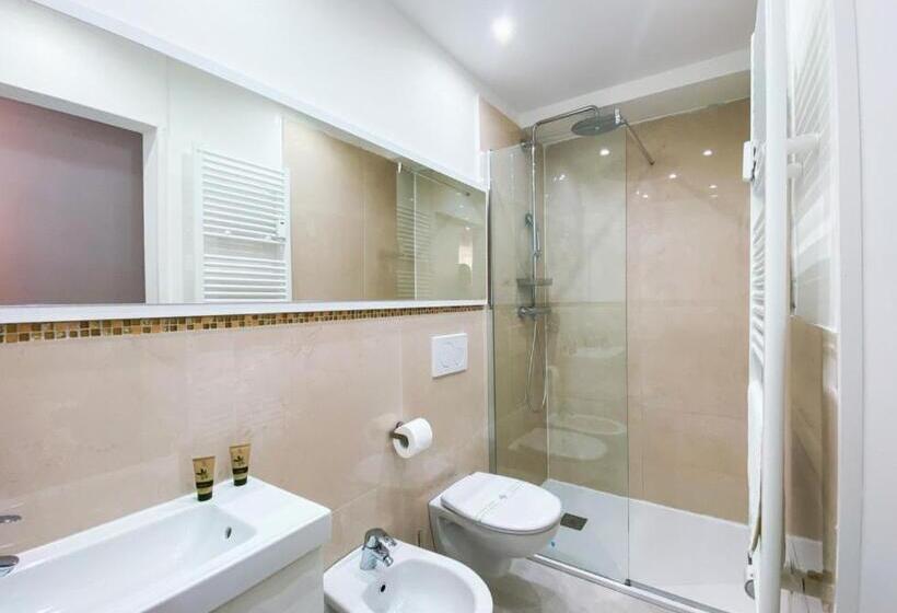 اتاق استاندارد سه نفره, Klemi, Rooms In Old Town Dolomia Best Home Check In Automatico