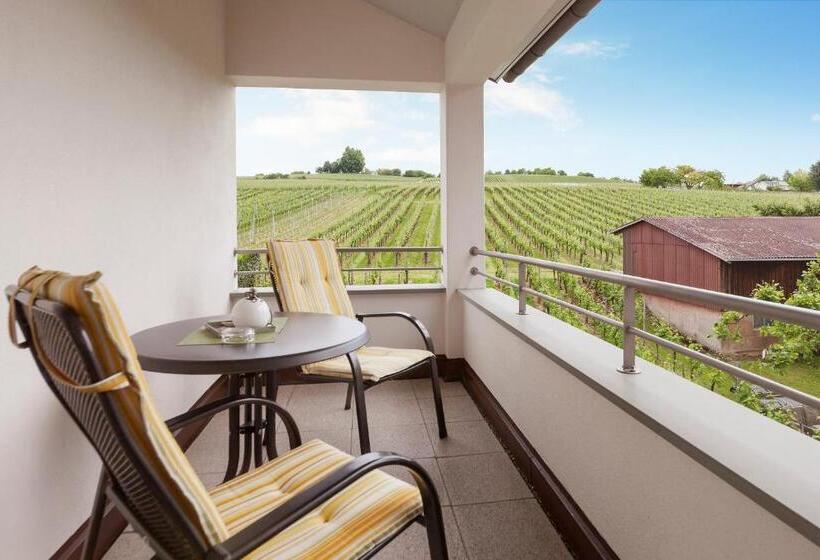 Balkonlu Standart Oda, Ferienhof Berger Ug