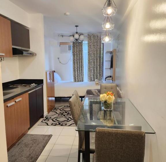 חדר סטודיו סטנדרד, Northpoint Condo Free Airport Pick Up For 3 Nights Stay Or More