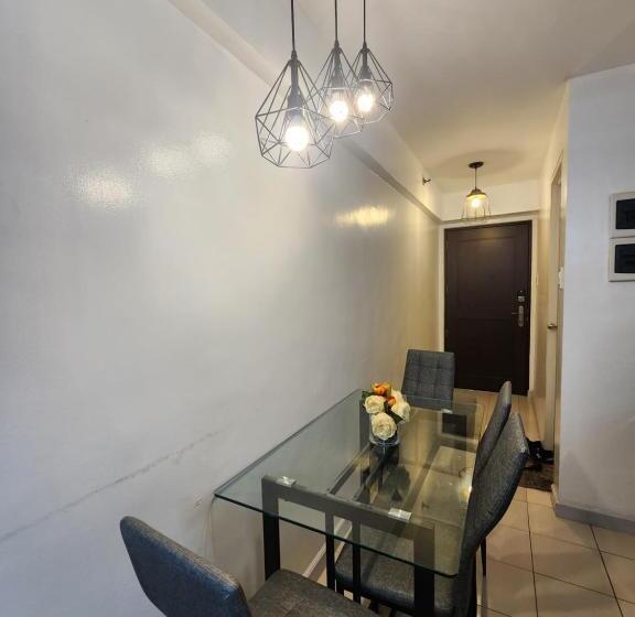 חדר סטודיו סטנדרד, Northpoint Condo Free Airport Pick Up For 3 Nights Stay Or More