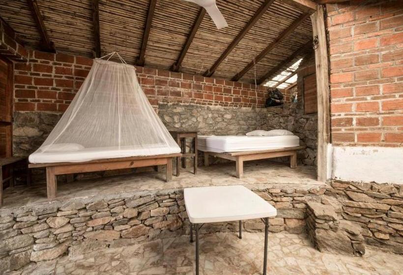 بانگلوی استاندارد, Casa De Las Olas