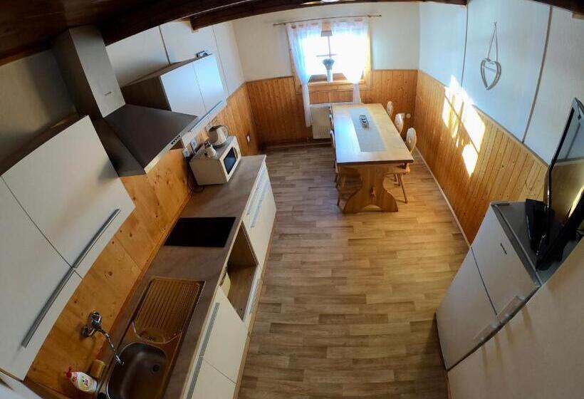 Апартаменты 3 Спальни, Horská Bouda Kuprovka