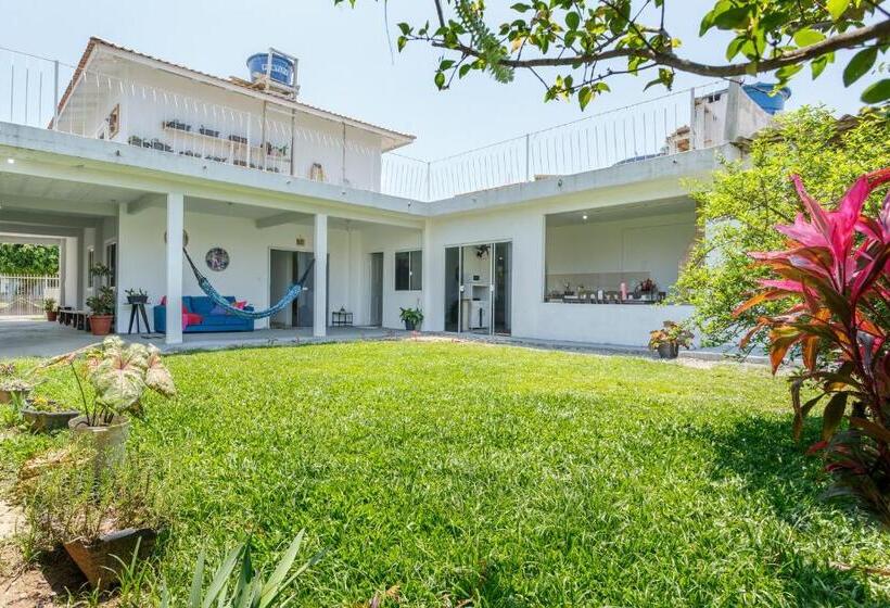 סוויטה, Moradas Palhoça