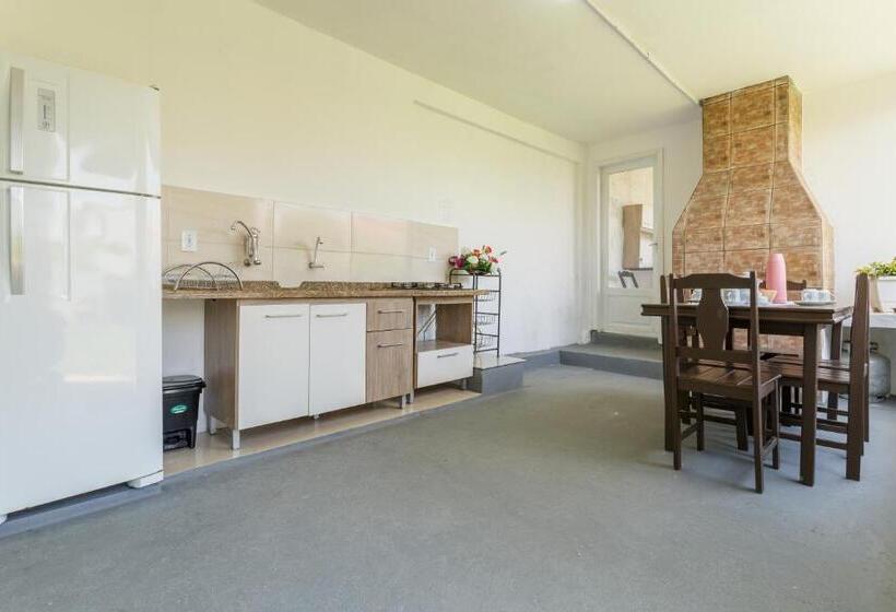 סוויטה נוף לגינה, Moradas Palhoça