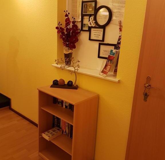 غرفة عائلية, Scharfer Kessel