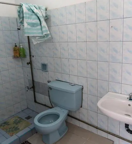 エコノミー４人部屋, 3bu Hostel La Union