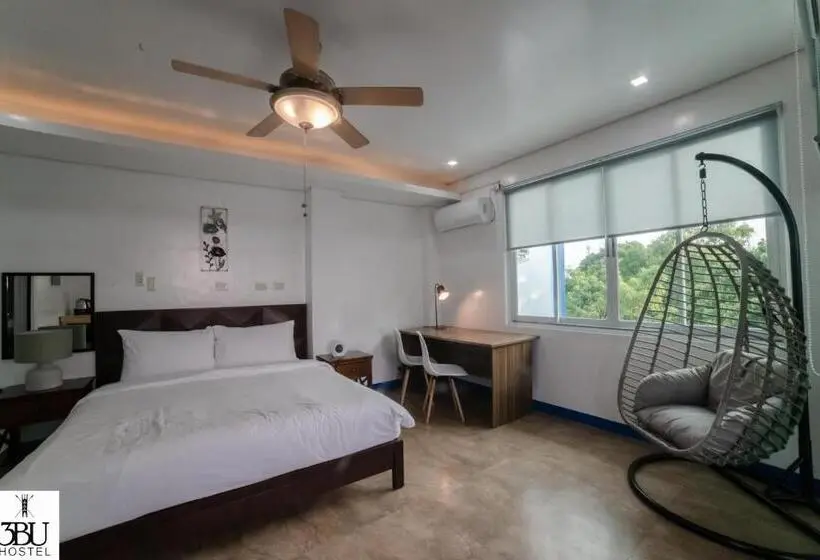オーシャンビュースタンダードルームバルコニー付き, 3bu Hostel La Union