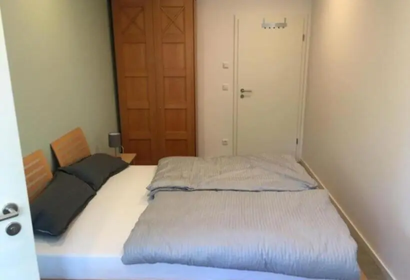スタンダードルーム, Gäste Und Messezimmer Adelheidsdorf