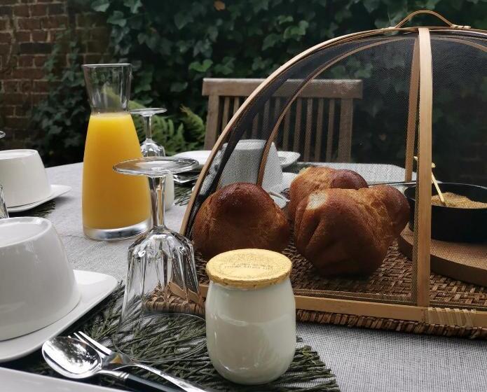 غرفة قياسية ثلاثية مطلة علي الحديقة, La Maison De Ville