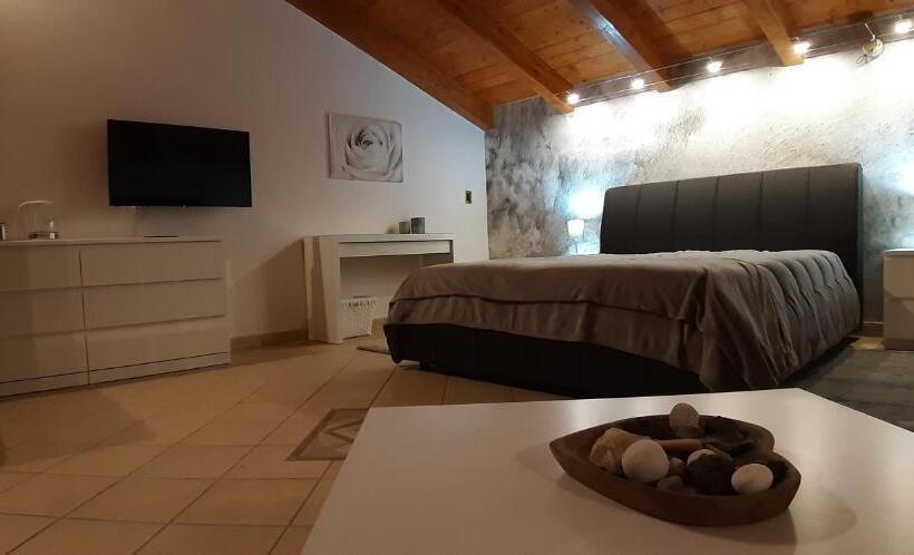 Номер Superior, La Torre Di Longara