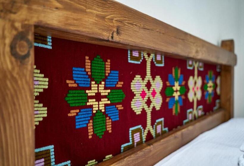 マウンテンビュースイート, Gradina Lu  Ion A Home Away From Home