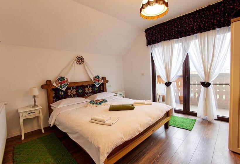 سوییت با چشم‌انداز کوه, Gradina Lu  Ion A Home Away From Home