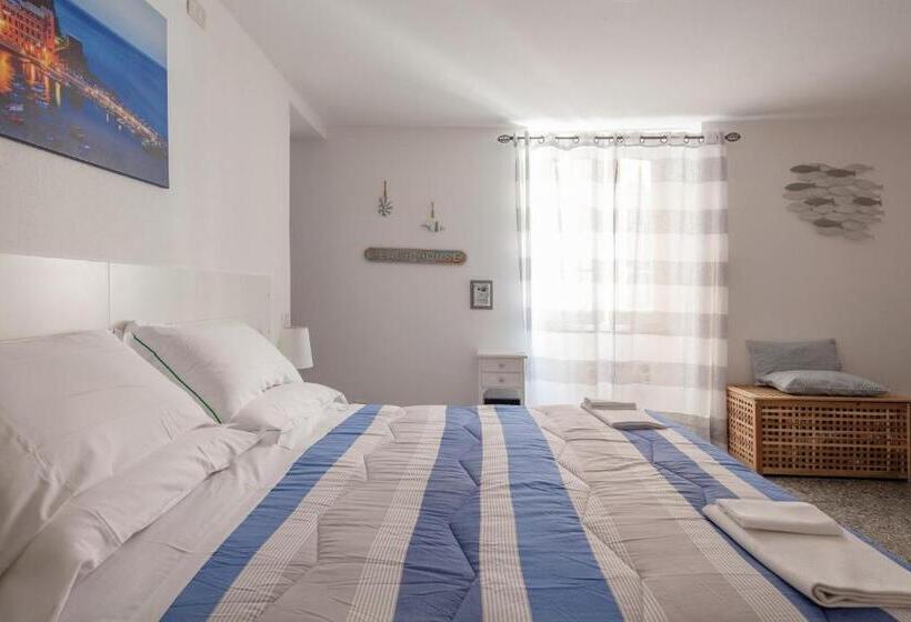 スタンダードルーム, Ludovica Flat