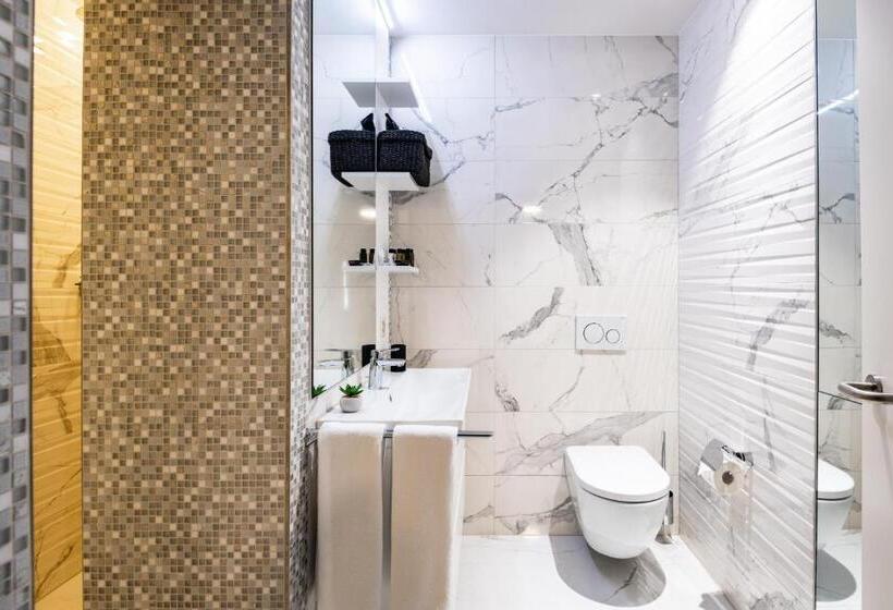 Студио Стандарт с Балконом, The Gate Boutique Hotel Zürich