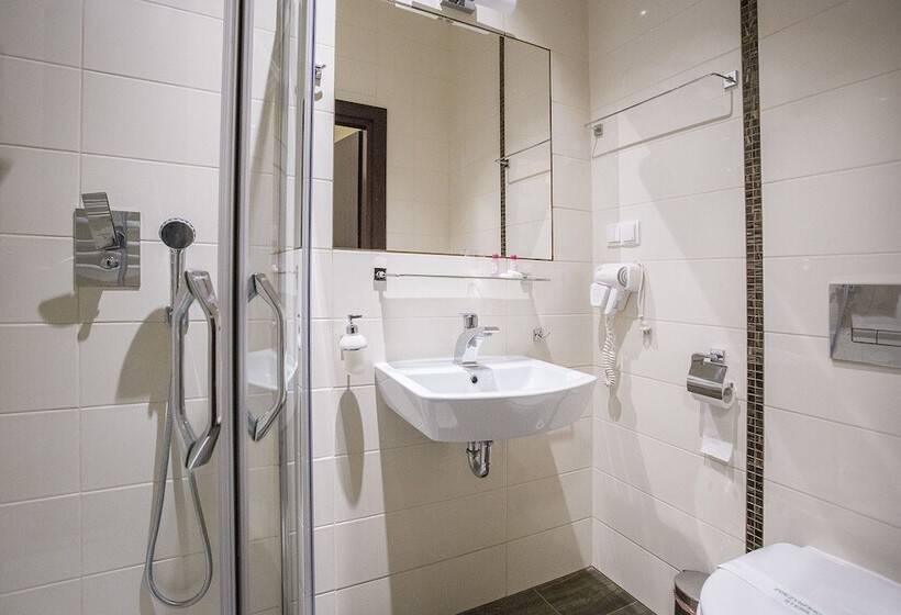 标准间, Atlantic Apart