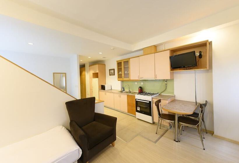 スタンダードスタジオ, Entes Apart