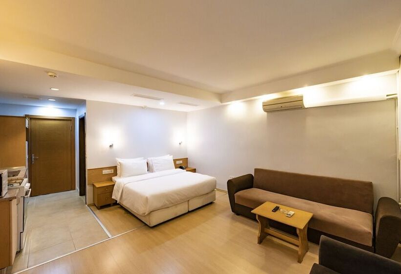 1階の1ベッドルームアパートメント, Entes Apart